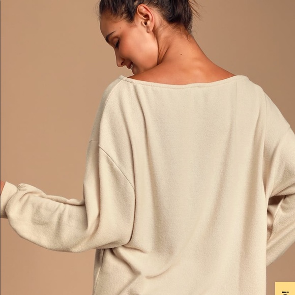 Lulu’s Cozy As Can Be Cream Sweater and short SET - Picture 4 of 9